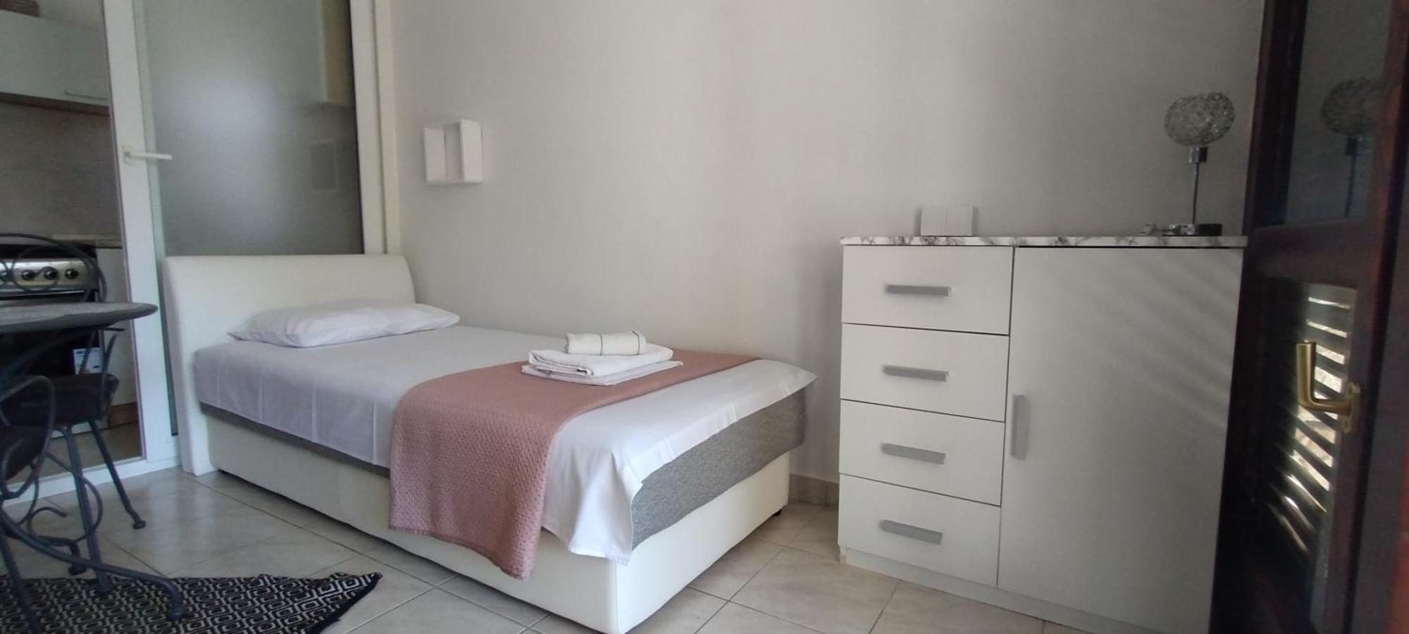 Apartmani Jessica Novalja Exterior foto